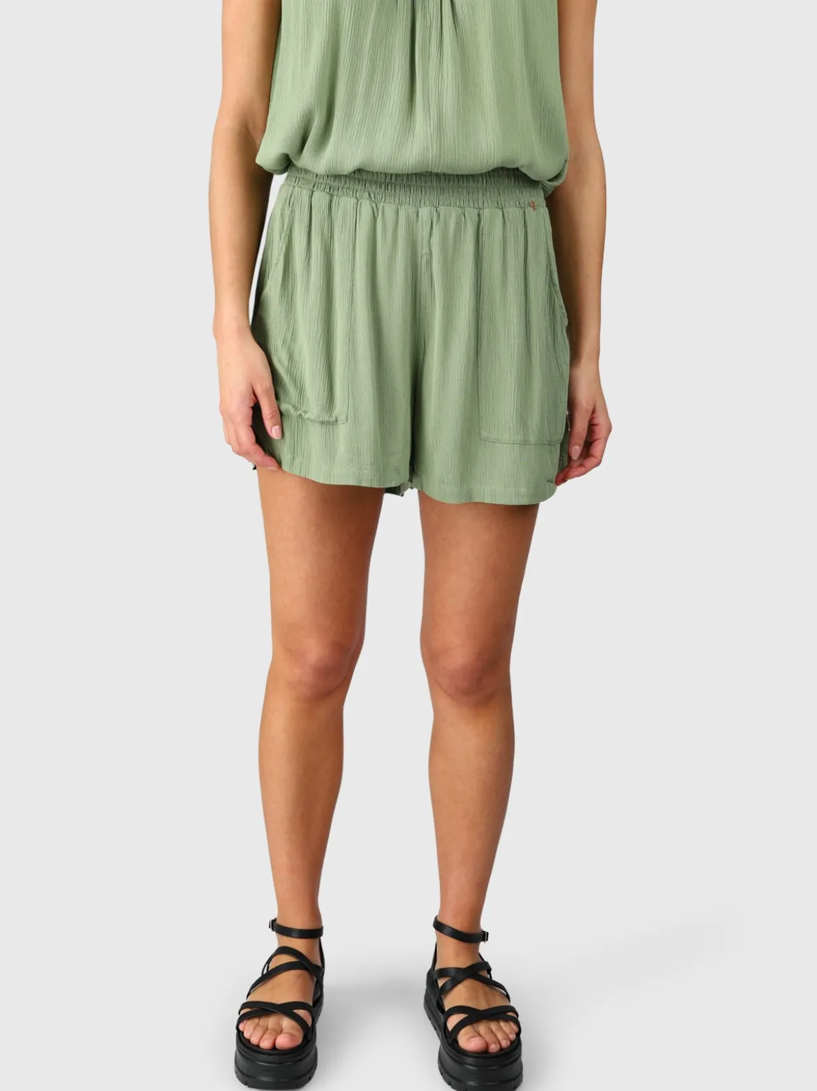 Essia Women Shorts | Eucalyptus